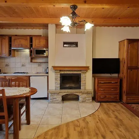 Z Kominkiem Pod Limba Chalet