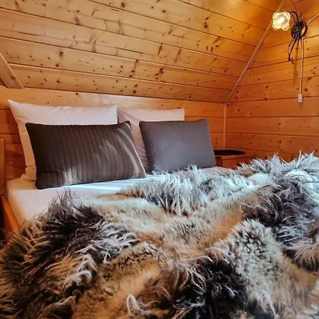 Z Kominkiem Pod Limba Chalet *